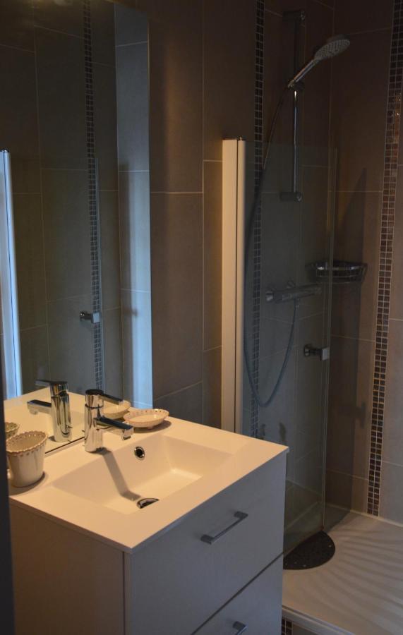 Particulier Apartment Menetreux-le-Pitois Екстериор снимка